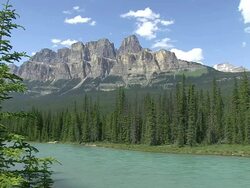 WS View of Castle Mountain with Bow River /  Banff Nationalpark, Alberta, Canada Stock Footage