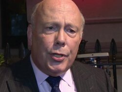 EVENT CAPSULE CLEAN - 'Downtown Abbey' at BFI's Luminous Gala at 8 Northumberland Avenue on October 8, 2013 in London, England. Stock Footage