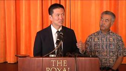 Federal Judge in Hawaii Puts Travel Ban on Hold News Clip