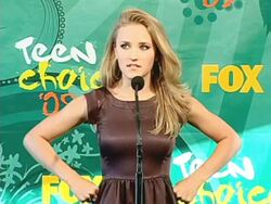 2009 Teen Choice Awards - Press Room Stock Footage