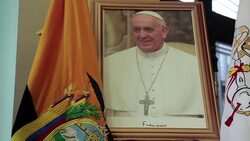 VOICED : Ecuador y Bolivia preparan visita del papa News Clip