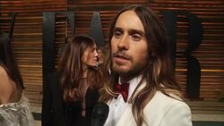Jared Leto explains why he included Ukraine and Venezuela in his acceptance speech, Miranda Kerr relates to Jennifer Lawrence's fall Instructional Video