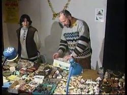 Russia - Students make money out of fossil sales News Clip