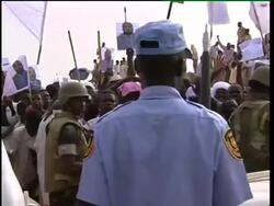 Darfur - Ban Ki-Moon Visits Displaced Persons' Camp News Clip