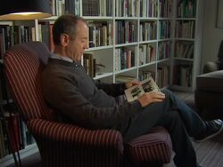 Nicolas Hynter Set-Up Shots News Clip