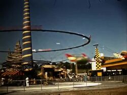 1939 World's Fair - Amusement Zone attractions Stock Footage