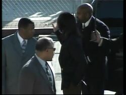 Jackson arrives to face accuser at ongoing trial Instructional Video