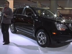 2009 Saturn Vue 2-Mode Hybrid montage Stock Footage