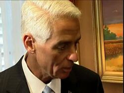 Florida State safety Myron Rolle is now one of 32 Americans entitled the opportunity to study at the University of Oxford in England.  Rolle earned his scholarship on Saturday.  He then flew to FSU's game at Maryland, entering the game just before halftime News Clip