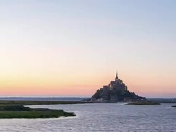 HD day to night Timelapse: Mont Saint Michele action France Stock Footage
