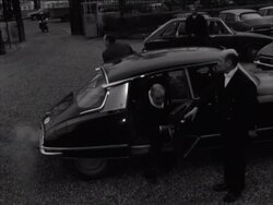 SYND 03/02/69 THE TUNISIAN FOREIGN MINISTER MEETS IN PARIS WITH DEBRE News Clip