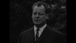 CAN421 WEST BERLIN MAYOR WILLY BRANT PAYS TRIBUTE TO SIR WINSTON CHURCHILL Instructional Video