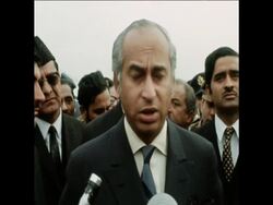 SYND 101-72 PRESIDENT BHUTTO MEETS THE SHAH OF IRAN News Clip