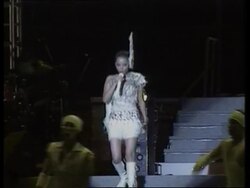 Ah-mei performs in Taiwan News Clip