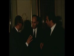 SYND 5-10-70 SADAT CABINET MEET News Clip