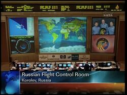 Soyuz capsule carrying US tourist Charles Simonyi docks with ISS News Clip