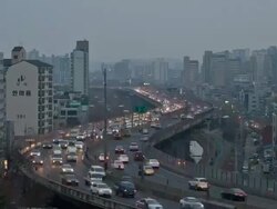 WS T/L View of Traffic at Seodaemun gu Naebusunhwanno Express way / Seoul, South Korea  Stock Footage