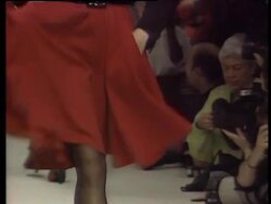 France - Standing Ovation For Saint Laurent Instructional Video