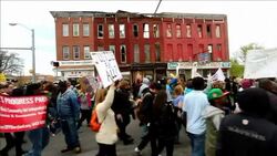 CLEAN : Violence erupts at Baltimore police death protest News Clip