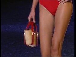 Greek chic on the catwalk of Emanuel Ungaro News Clip