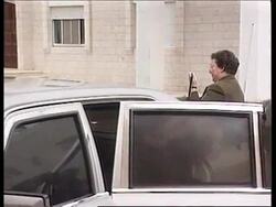 WRAP Updates earlier package with new soundbites from aides to Arafat and Sharon News Clip