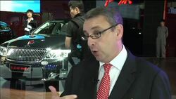 Second day of Beijing car show, focus on falling prices News Clip