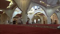 CLEAN : Saudi Shiites bury bomb victims amid fears of more attacks News Clip