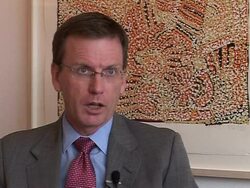 CLEAN: Japan's economy lags behind China as growth slows News Clip