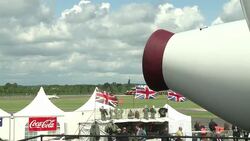 VOICED: Los primeros turistas espaciales News Clip