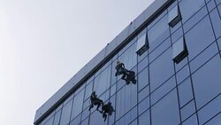 Window cleaners Stock Footage