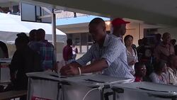 VOICED : Haitianos votan en decisivas elecciones presidenciales News Clip