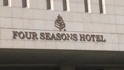 UN weapons' inspection team and OPCW members return to hotel News Clip