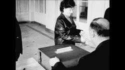 CAN478 SCENES IN PARIS AS PEOPLE VOTE AT PRESIDENTIAL ELECTIONS IN FRANCE Instructional Video