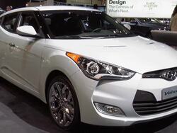 2014 Hyundai Veloster RE:FLEX Edition montage Stock Footage