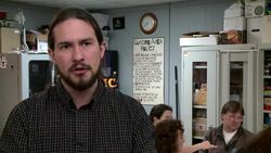 VOICED: Financiando suenos en internet News Clip