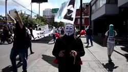 VOICED : Rechazan reeleccion durante festejo de independencia en Honduras News Clip