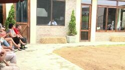 CLEAN : Peruvian stables hope to pull News Clip