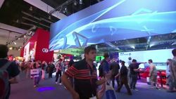 Computing fans attend gaming industry's annual trade show News Clip