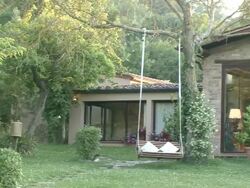MS PAN Lawn of luxury hotel / Montepulciano, Tuscany, Italy Stock Footage