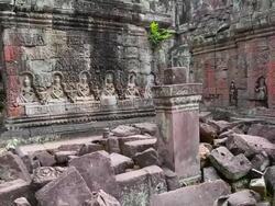 Angkor, view of reliefs in Preah Khan temple Stock Footage