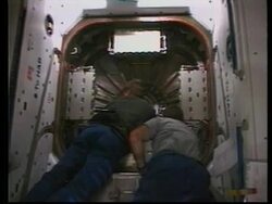 Space Station and Discovery crews' last day together News Clip