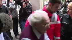 VOICED : 4 anos de carcel para excontable de Auschwitz News Clip