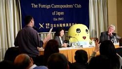 CLEAN : Japanese pear fairy Funassyi plots world domination News Clip