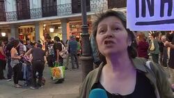 VOICED : Marchas a favor y en contra de los refugiados en Europa News Clip