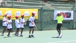 VOICED : Serena Williams: deportista del ano segun Sports Illustrated News Clip