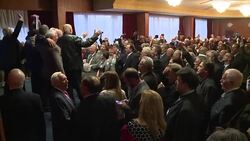 CLEAN : Pro Russian Zeman re elected Czech president: official results News Clip