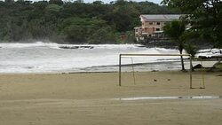 CLEAN : Hurricane quake hit Central America at same time News Clip