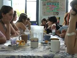 Buenos Aires' clinic to help beat anorexia News Clip