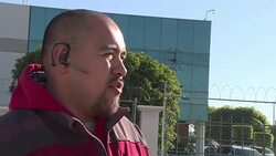 VOICED : Mexicanos reaccionan por construccion de muro fronterizo News Clip