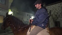 EspaÃƒÂ±a: ritual de fuego con caballos resiste pese a crÃƒÂ­ticas News Clip